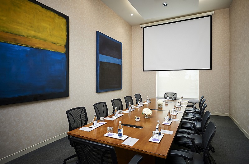 Woodbridge Meeting Room 